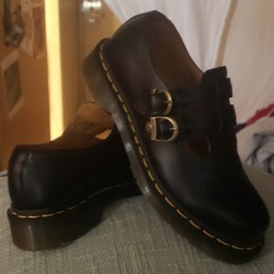 COPY - Original Dr. Martens sandles size 7 mint